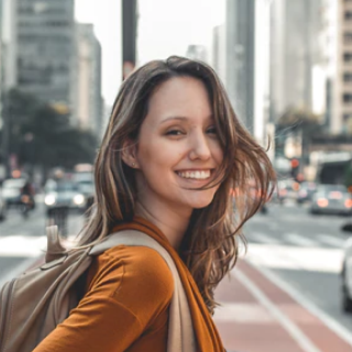 Mujer sonrriendo